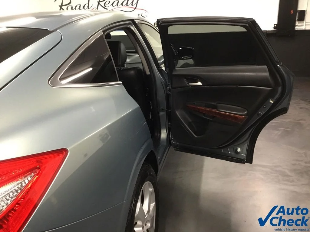 Used 2011 Green Honda EX-L image 33