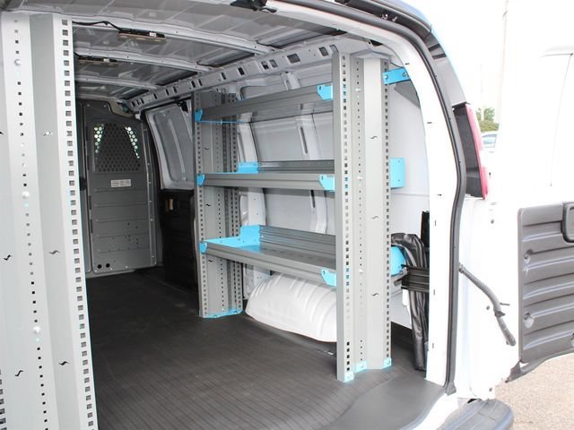 2026 Chevrolet Express Cargo Work Van - Photo 17