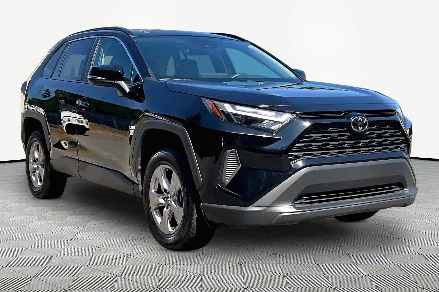 Used 2025 Midnight Black Metallic Toyota XLE image 3