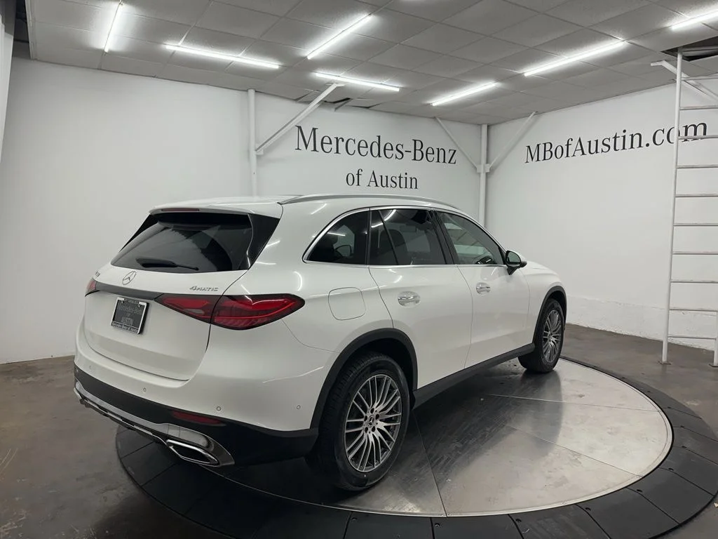 Used 2026 White Mercedes-Benz GLC 300 image 7