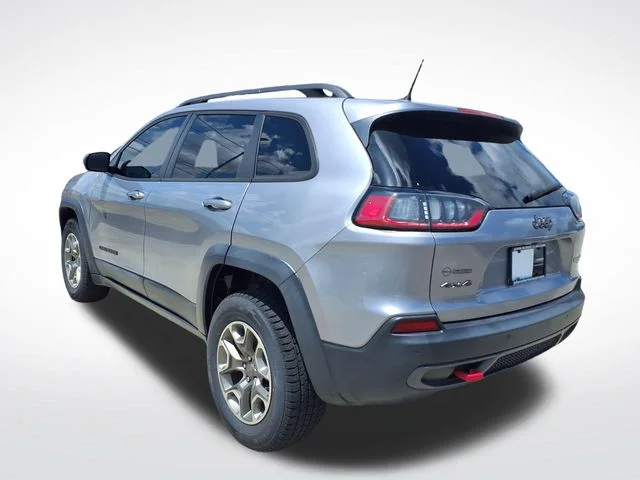 Used 2020 Silver Jeep Trailhawk image 16