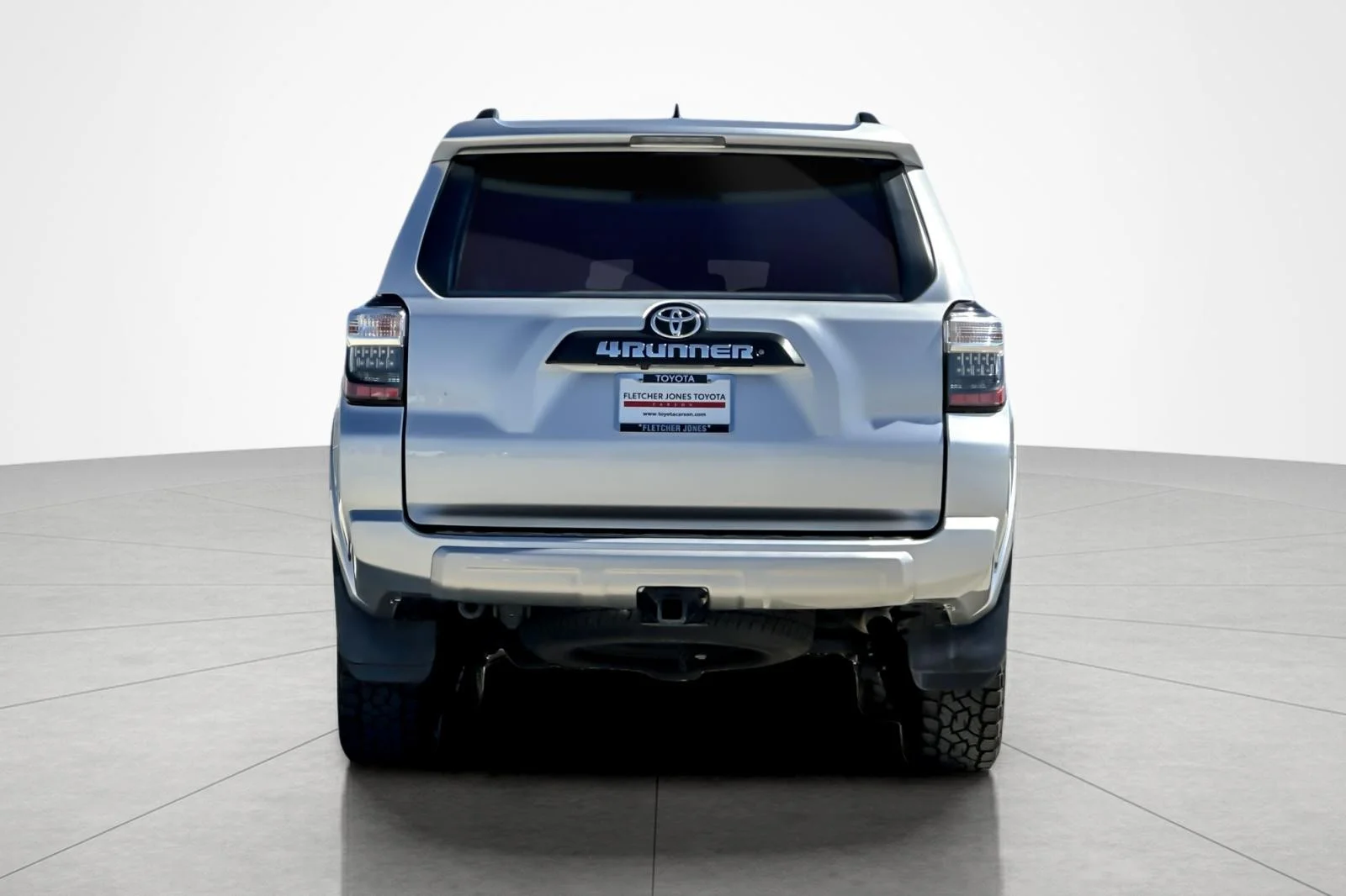 Used 2018 CLASSIC SILVER Toyota TRD Off Road Premium image 4