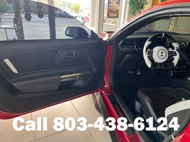 Used 2021 Red Ford Shelby GT500 image 4