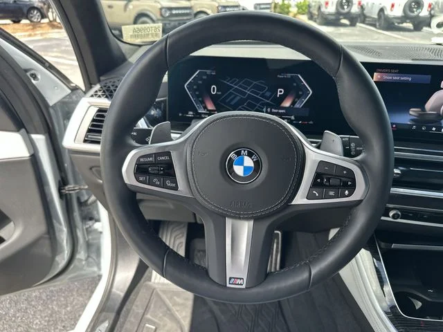 Used 2025 Gray BMW sDrive40i image 15