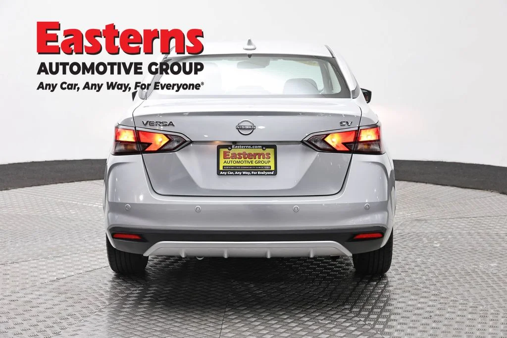 Used 2023 Silver Nissan 1.6 SV image 6