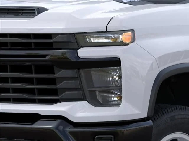 New 2026 Summit White Chevrolet WT image 10