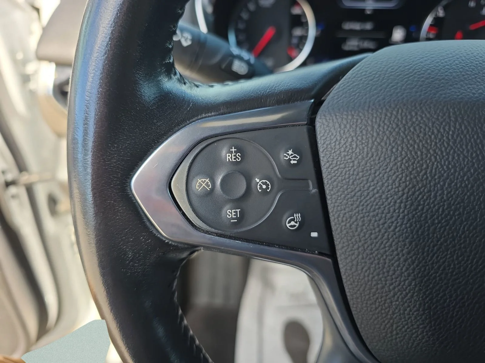 Used 2022 Beige Chevrolet Premier image 12