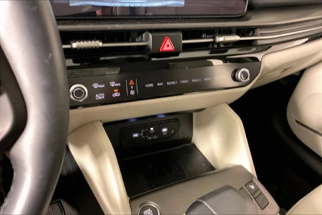 Certified Used 2026 Gray Kia EX image 14