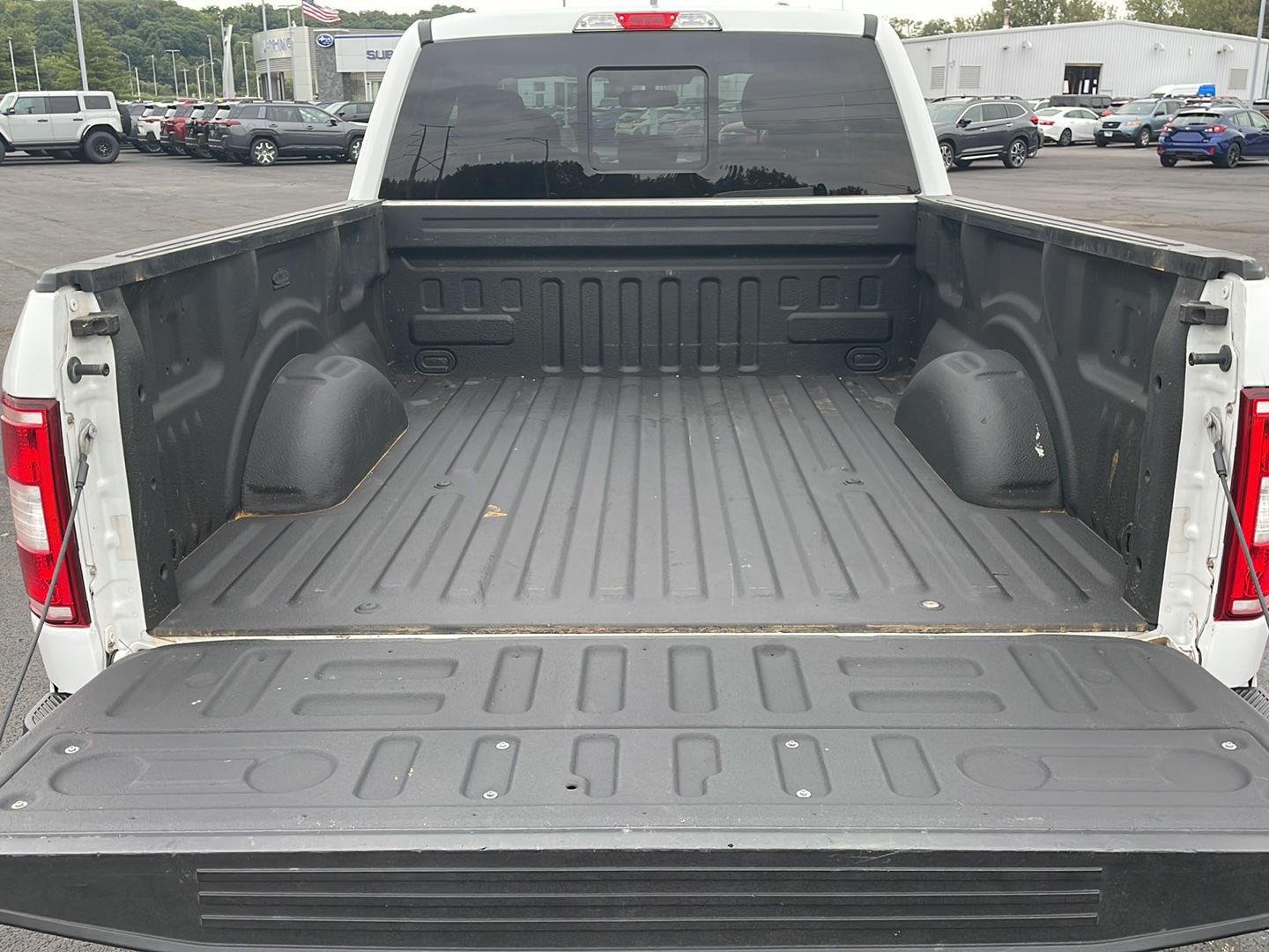 Used 2020 Oxford White Ford XLT image 30