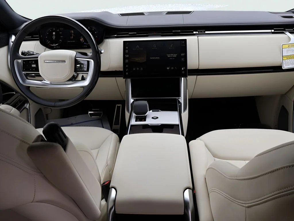 New 2026 Ostuni Pearl Wht Prem Met Land Rover Autobiography image 14