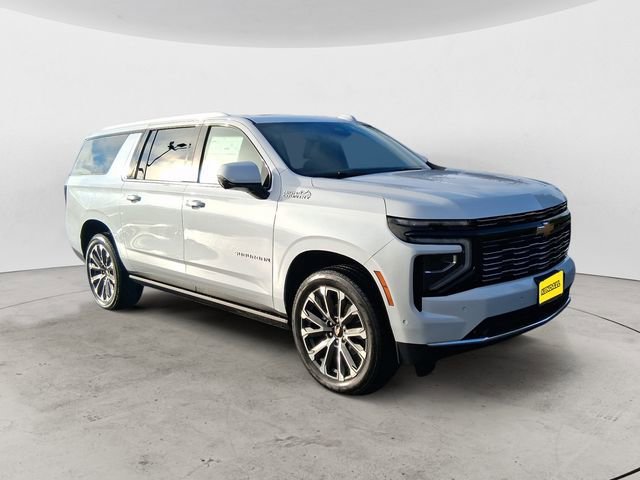 New 2026 Polar White Tricoat Chevrolet High Country image 7