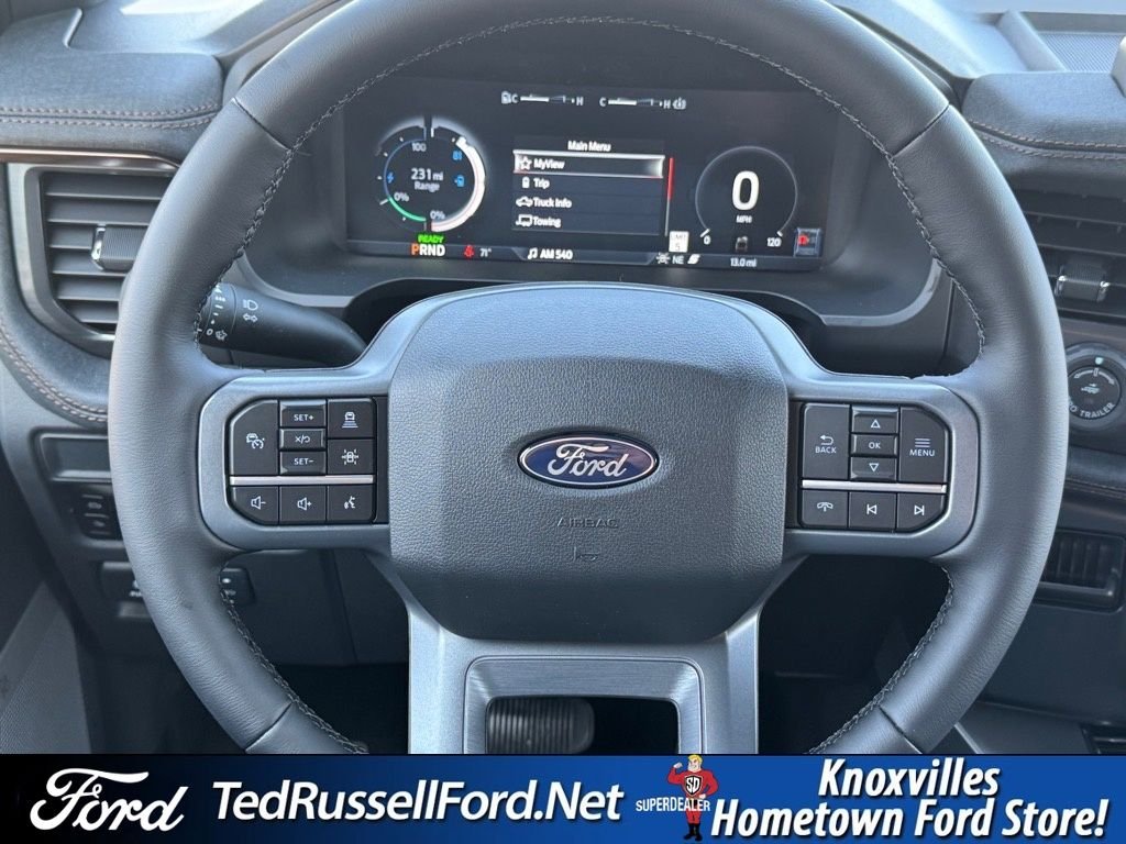 2025 Ford F-150 Lightning Lariat - Photo 18