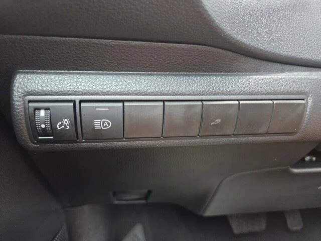 Used 2025 Classic Silver Metallic Toyota LE image 12