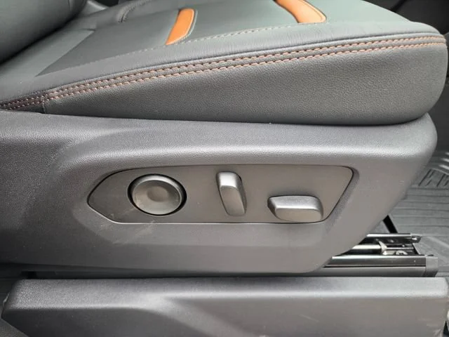 2026 GMC Sierra 2500HD AT4 - Photo 16