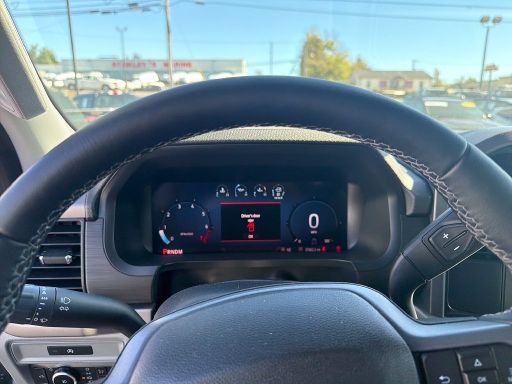Used 2025 Silver Ford XLT image 18