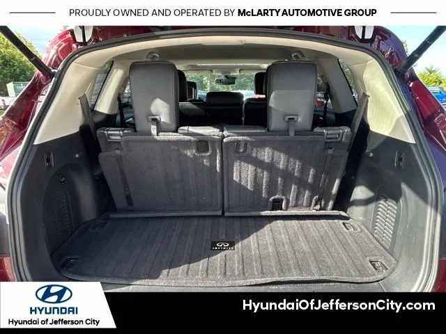Used 2019 Red INFINITI LUXE image 11