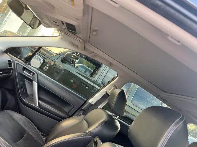Used 2017 Black Subaru 2.5i Limited image 3