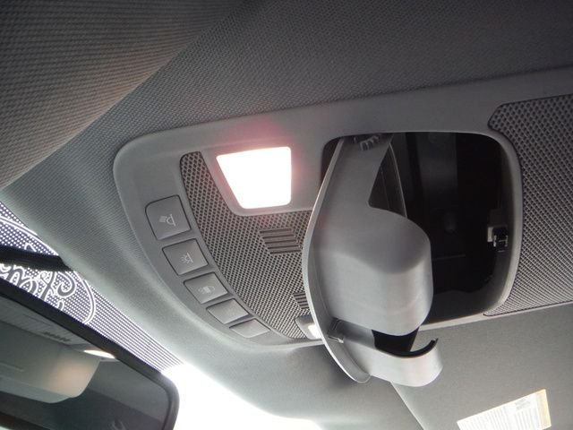 Used 2015  Ford XLT image 34
