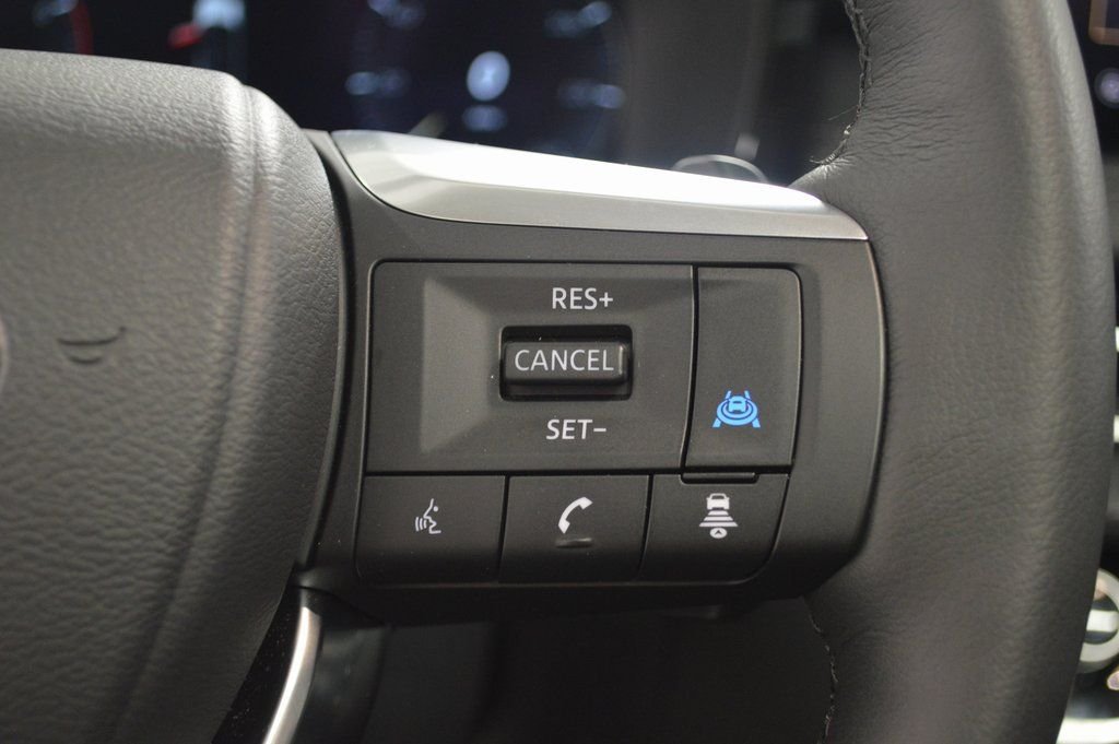 Used 2026 Gray INFINITI LUXE image 22