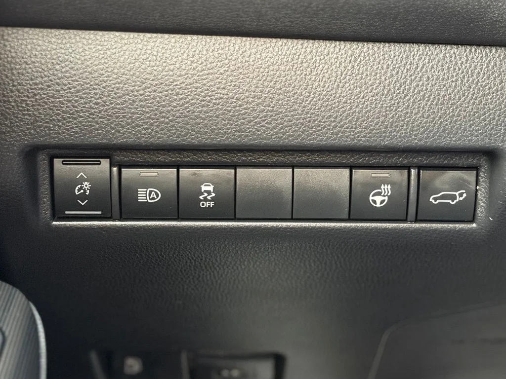 Used 2021 Black Toyota XLE image 24