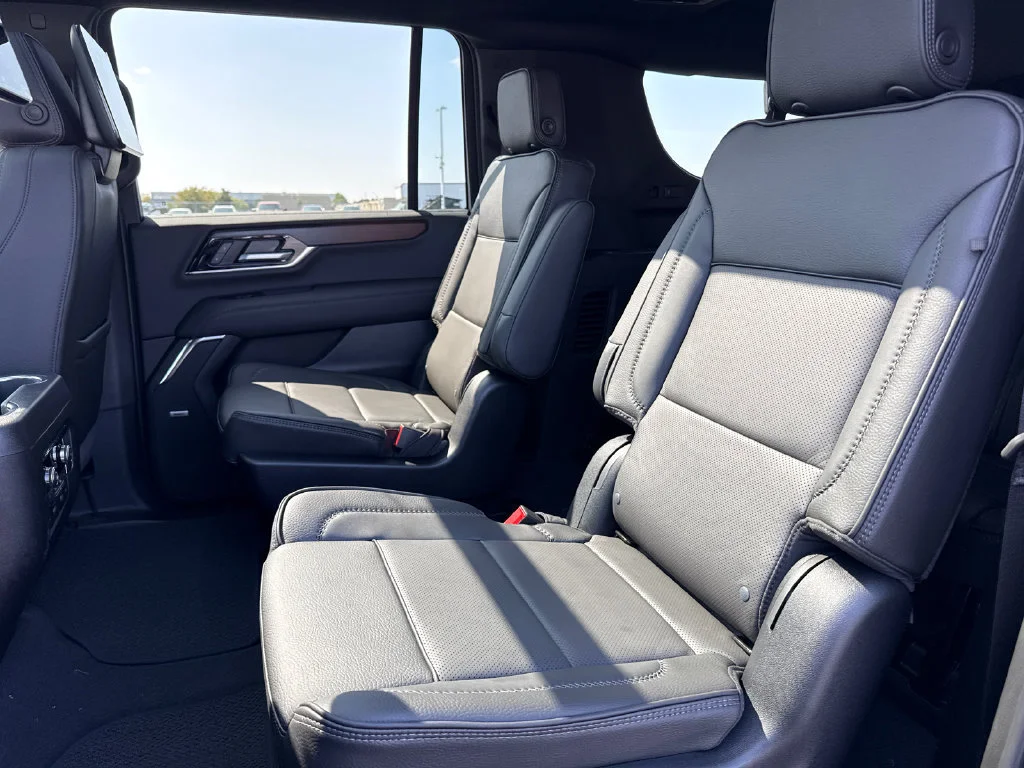 2026 GMC Yukon XL Denali - Photo 33