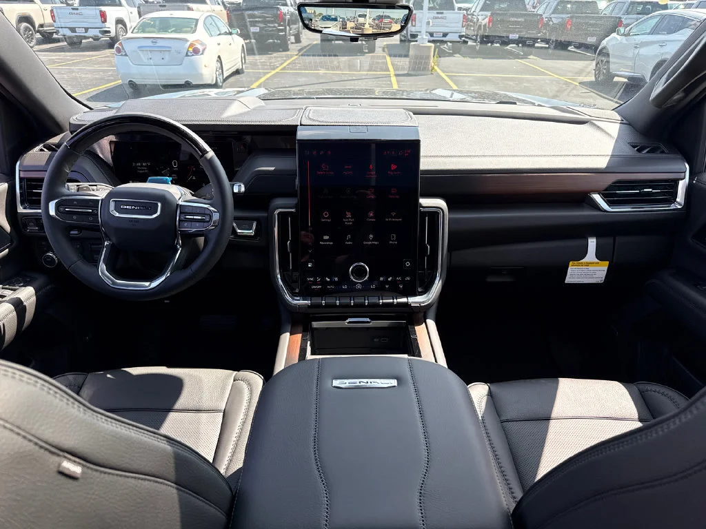 2026 GMC Yukon XL Denali - Photo 29