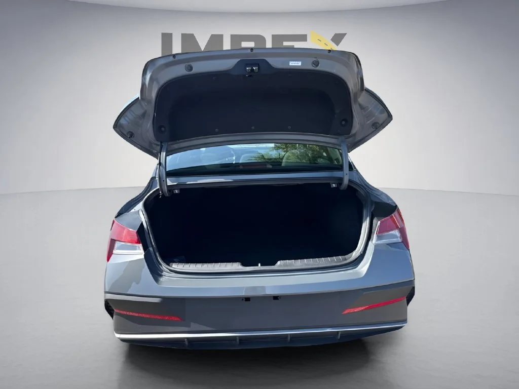 Used 2026 Charcoal Hyundai SEL Sport image 26