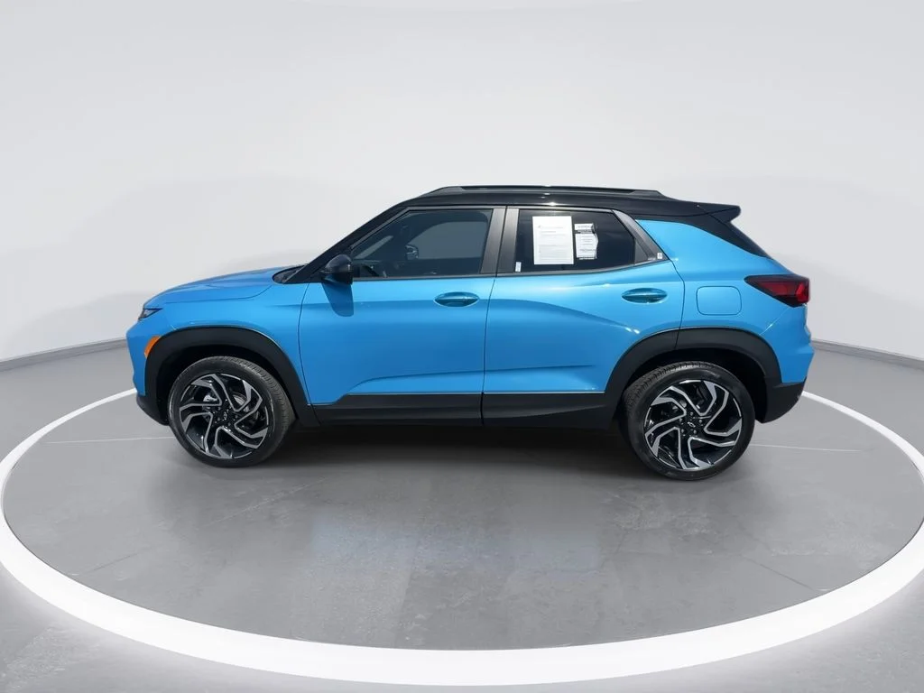 Used 2025 Blue Chevrolet RS image 5