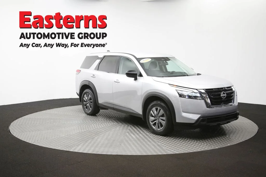 Used 2023 Silver Nissan S image 48