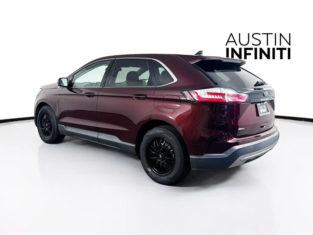 Used 2021 Red Ford SEL image 5