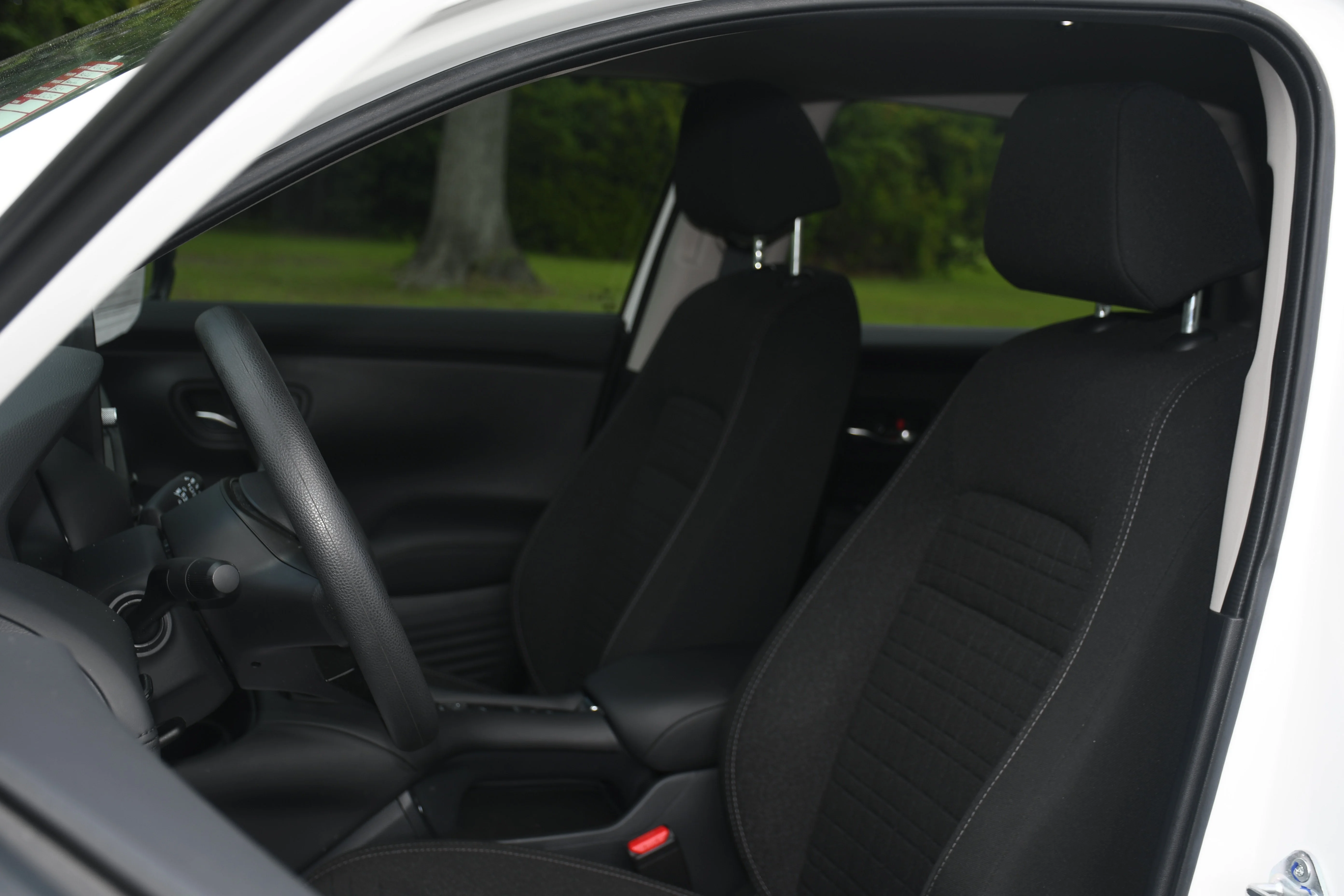 2026 Honda HR-V LX - Photo 31