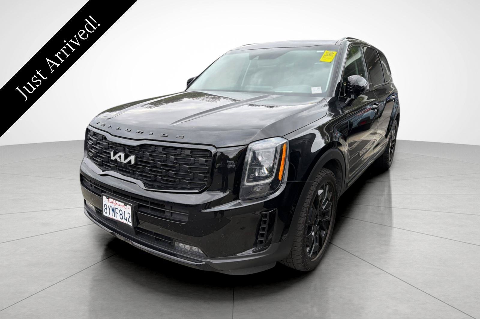 Used 2022 Black Kia SX image 1
