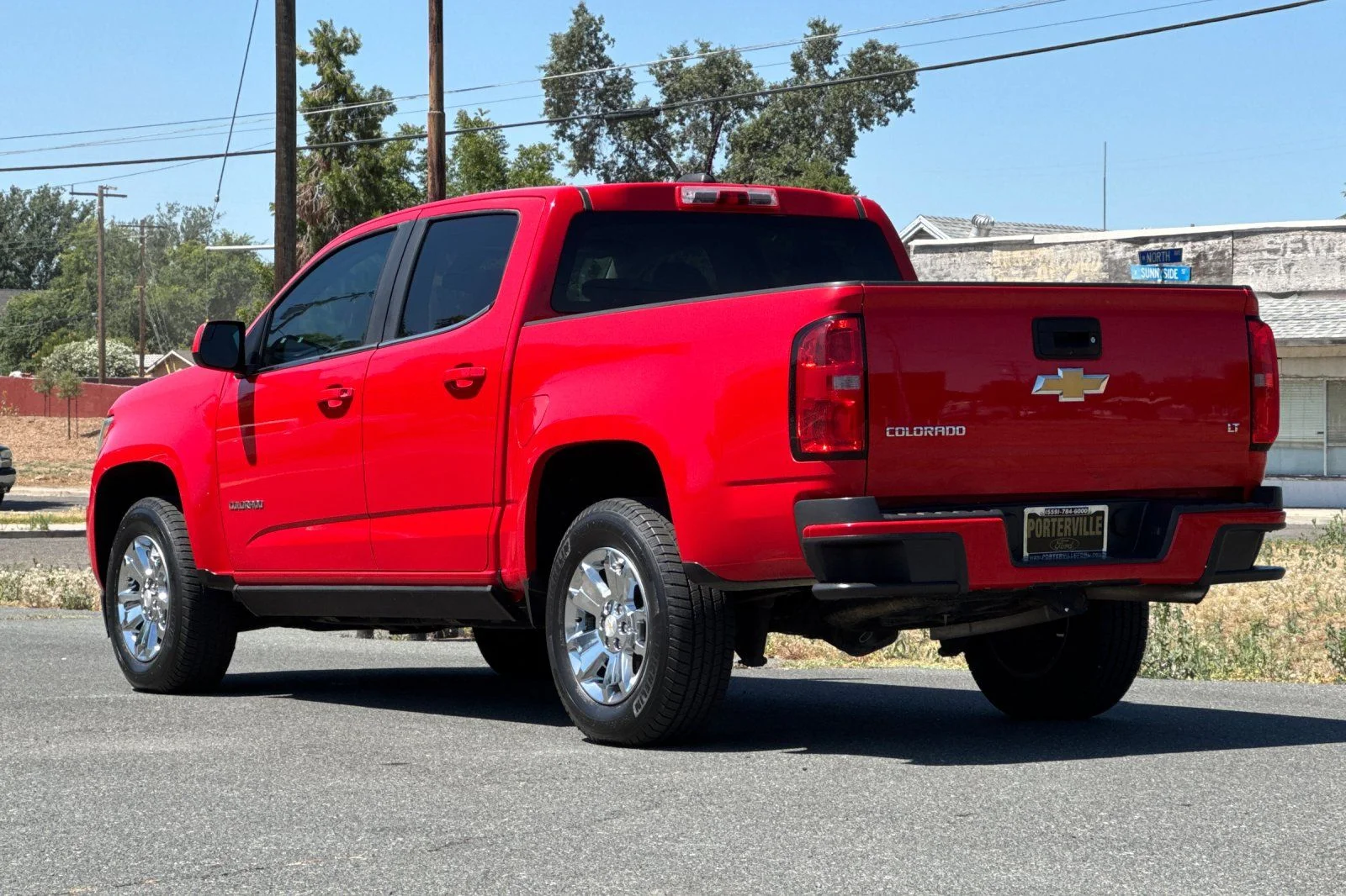 Used 2015 Red Chevrolet LT image 7