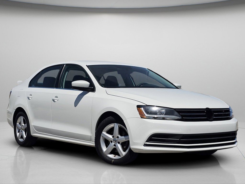 3VW2B7AJ7HM219322