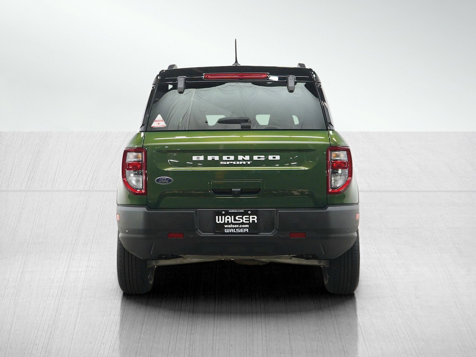 Used 2023 Green Metallic Ford Badlands image 4