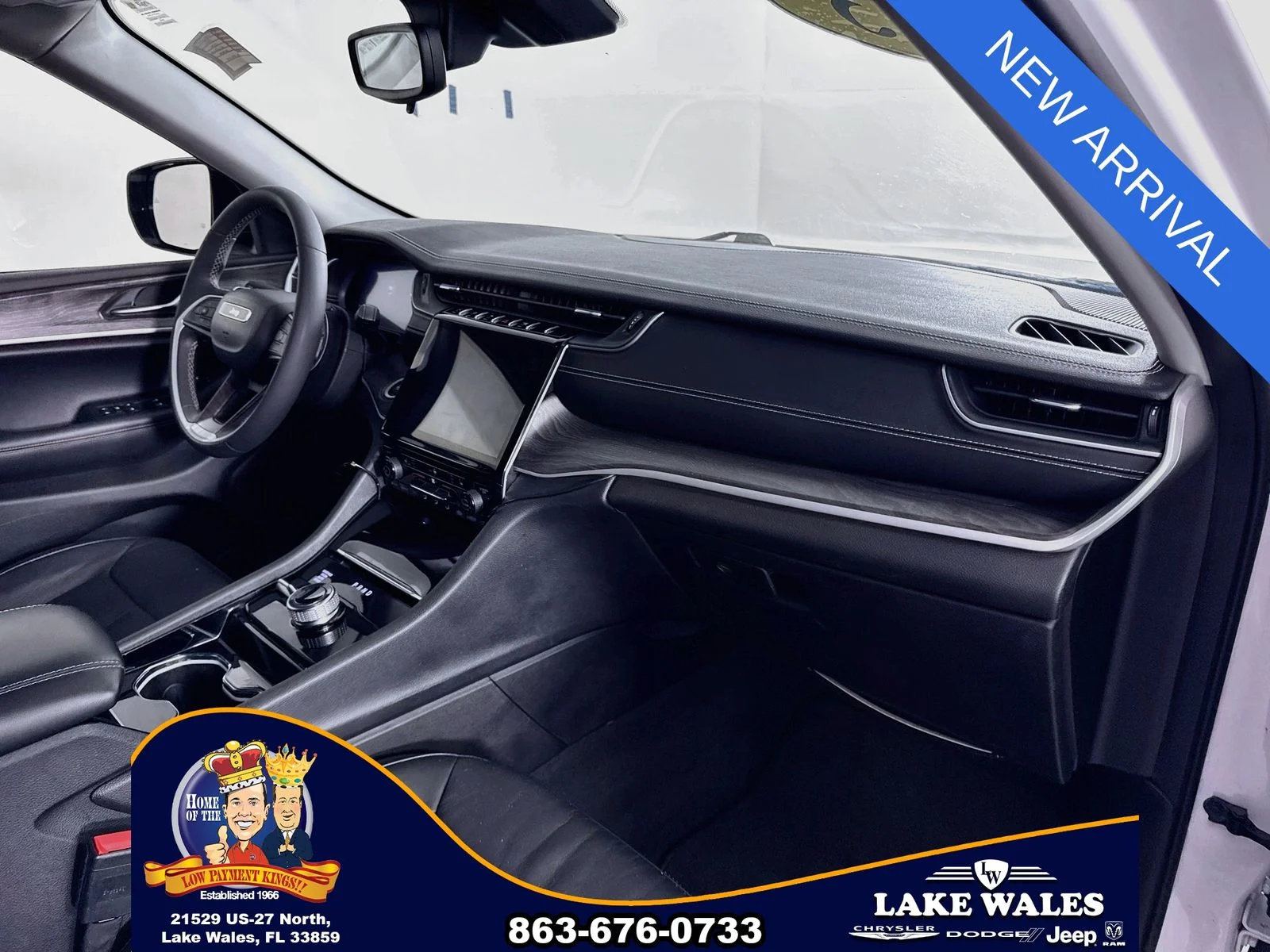 Used 2023 White Jeep Limited image 28