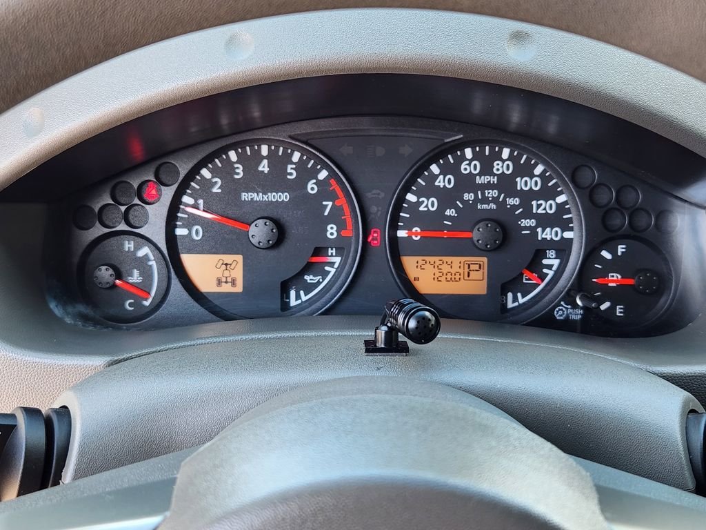 Used 2006 Gray Nissan SE image 12