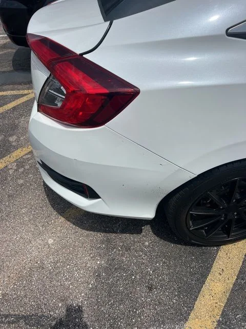 Used 2019 White Honda LX image 7