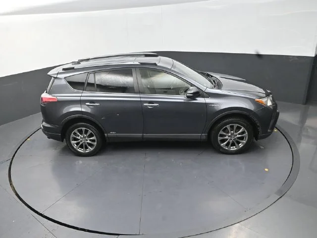 Used 2018 Gray Toyota Limited image 30