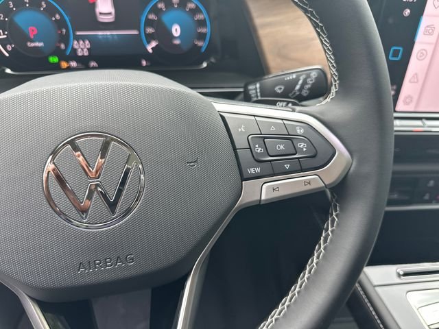 New 2026 White/off-white Volkswagen 2.0T SE w/Technology image 19