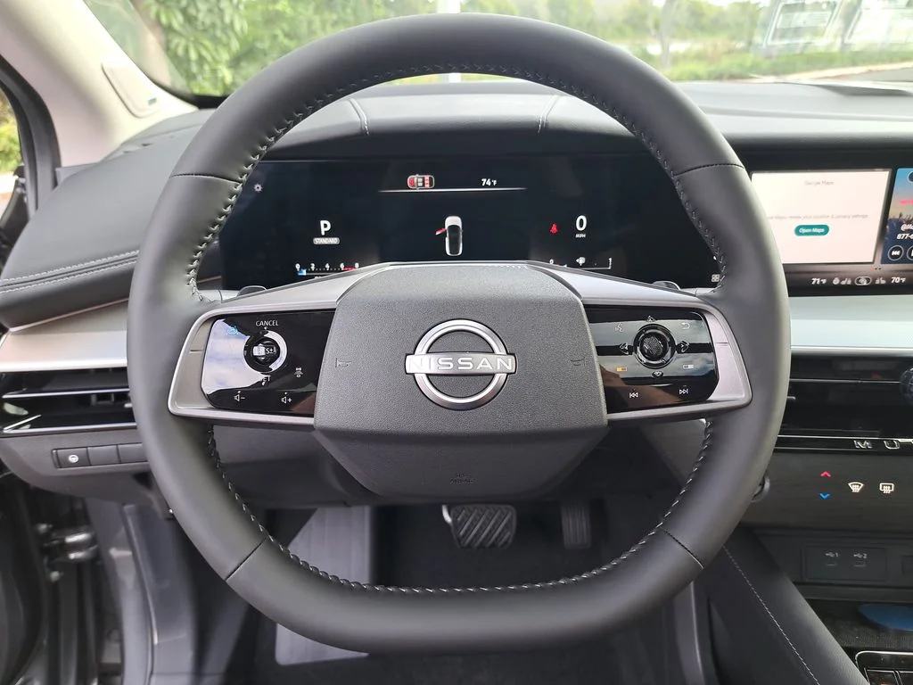 New 2026 Gray Nissan SL image 27