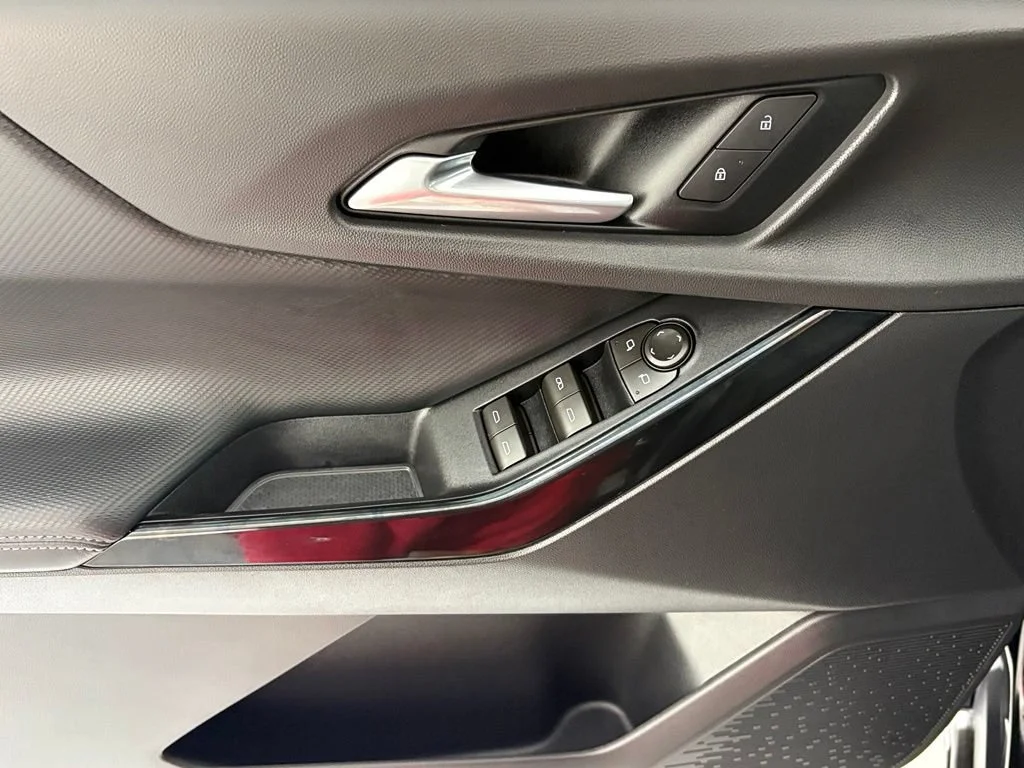 New 2026 Mosaic Black Metallic Chevrolet LT image 28