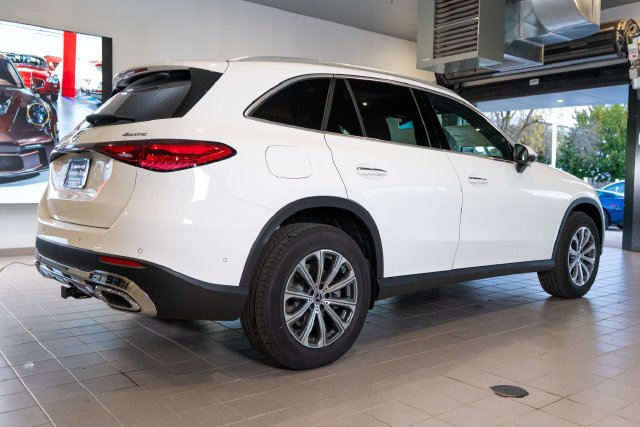 New 2027 Polar White Mercedes-Benz GLC 300 image 8