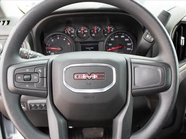 2025 GMC Sierra 3500 Chassis Cab Pro - Photo 9