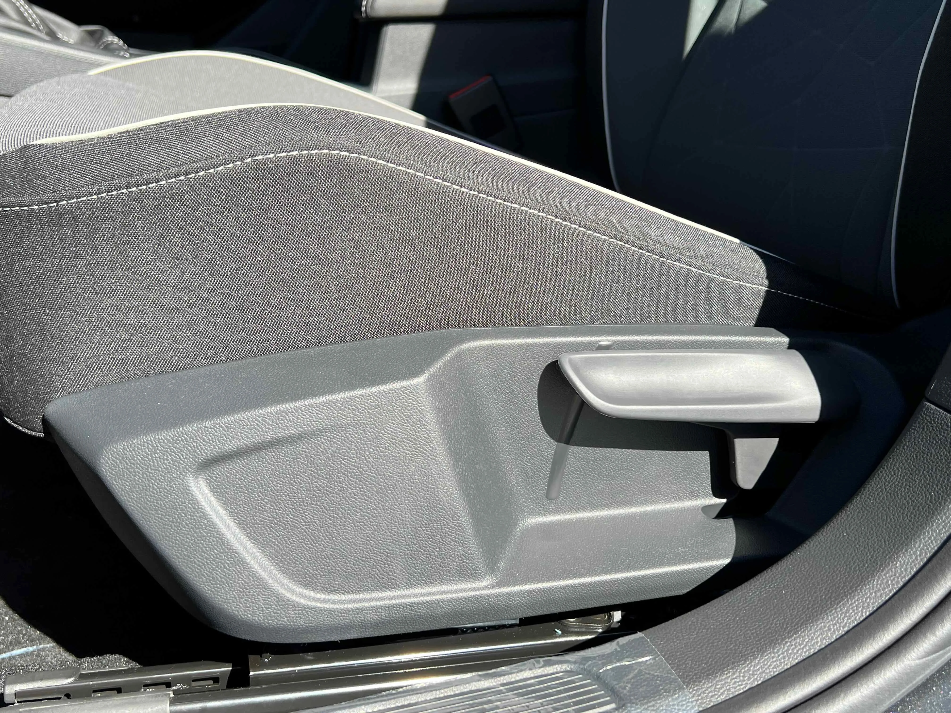 New 2026 Platinum Gray Volkswagen Sport image 17