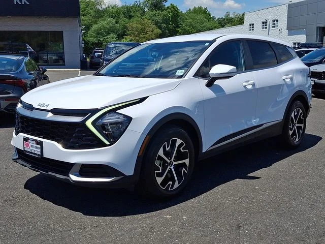 Certified Used 2023 White Kia EX image 4