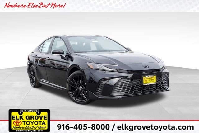 2026 Toyota Camry SE Hybrid's photo