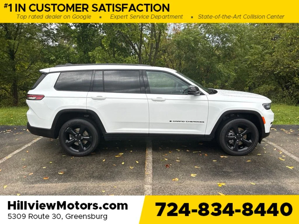 Certified Used 2023 Bright White Clearcoat Jeep Altitude image 8