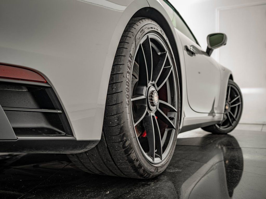 Used 2022 Chalk Porsche Targa 4 GTS image 62