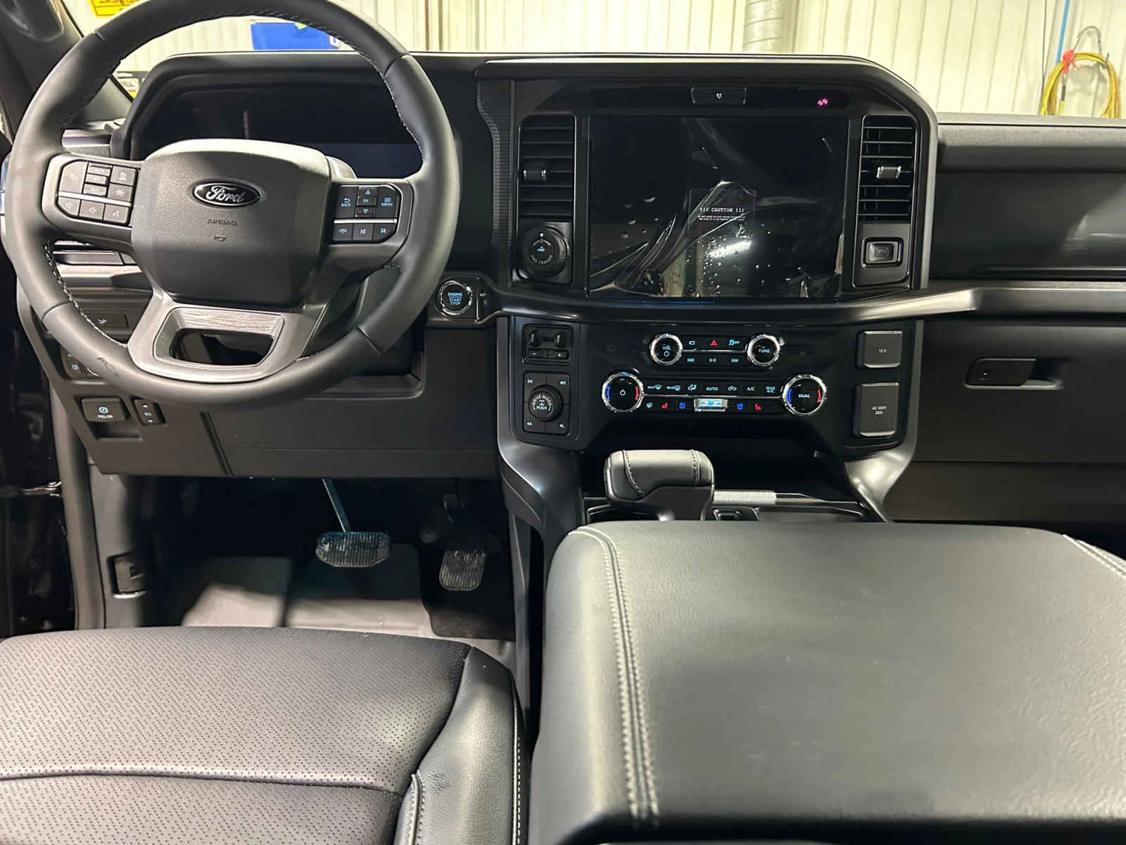 New 2026 Agate Black Metallic Ford Lariat image 21